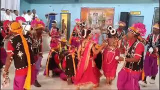 सारंकडा अशोकनगर मैं आदिवासी कार्यक्रम पर पारंपरिक भेशभूषा में शानदार सैला नृत्