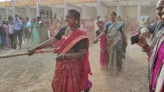 छेत्रीय सरस मेला रायगढ़ || महिलाओं का रस्सा कस्सी खेल में कौन जीता || Women’s Tug Of War