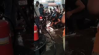 पडरौना में नारियल को भाई ने फोड़ा#डेंजर जमशेद 1540#funny#viral#video#short 🇮🇳🇮🇳🙏