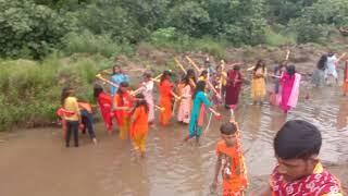 प्रतापपुर अमृत झर गंगा नदी से जल उठाकर पथरा महादेव मंदिर में जलाभिषेक किया गया (1)