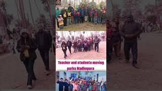 Teacher and students moving  A P J Abdul Kalam parks 🏞️ अपना स्कूल मधेपुरा (बिहार)