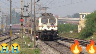 Indian Railway Train 890 गंगापुर सिटी रेलवे स्टेशन पर सुपरफास्ट एक्सप्रेस🔥ट्रेन