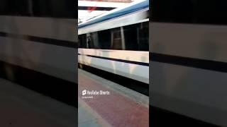 Vande Bharat Express crossing Ramganj Mandi Jn at full speed