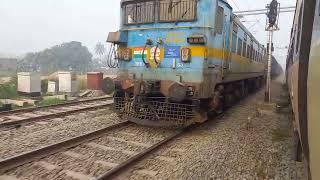 15216  Narkatyaganj  intercity express   Muzaffarpur  || Narkatyaganj  Arrive  kanti🚄