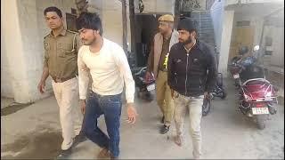 धौलपुर  अवैध हथियार रखने वालों के खिलाफ पुलिस की कार्रवाई