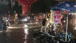 रीवा शहर का सिरमौर चौराहा, पहली बारिश 02 अगस्त 2024(1)