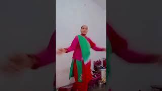 #bhojpuri #dance #song #video  नया नोहर रहनी आइली पिया के ओसारी में