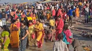 simariya घाट गंगा  स्नान का भीड़
