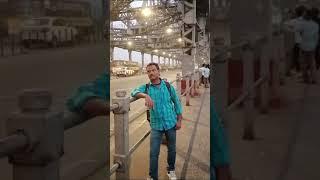 আমার বড় ভাই হাওড়া ব্রিজের নিচে my brother stand on howrah bridge