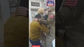 ਅਮਲੋਹ ਵਿੱਚ ਆਮ ਆਦਮੀ ਪਾਰਟੀ ਦੇ  MLA ਗੁਰਿੰਦਰ ਸਿੰਘ ਗੈਰੀ ਵੜਿੰਗ ਦੇ PA ਦੀ ਪੁਲਿਸ ਨੇ ਸੇਵਾ