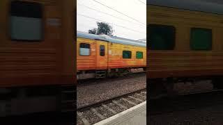 New Delhi Tejas Rajdhani Express Rajdhani Express मुंबई सेंट्रल - नई दिल्ली तेजस राजधानी एक्सप्रेस