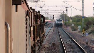 Alco vs EMD in Thar Desert !! Bikaner Delhi Express crossing Shri Ganganagar Nanded Express !!