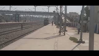 ANANDVIHAR JAYNAGAR GARIB RATH TRAIN arriving Kaheti adarak station