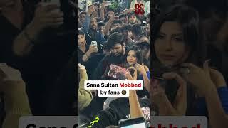sana sultan Fen following at mumbai me// लोगो के बीच मची हडकम//Bollywood actress