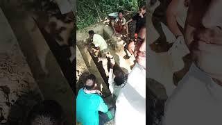 রঘুনাথপুর মধ্যপাড়া আক্কাছ মেম্বারের ছেলে বাদল ভাইয়ের কবর খোদার কাজ করতাছে নয়ন মিয়া ফালু মেম্বার #