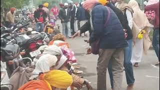 संत लोगों का भंडारा शुद्ध प्रशासन भगवान का भंडारा भिंड गोहद बौद्ध के अंदर भंडारा