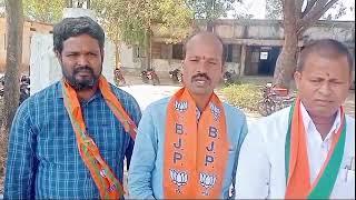 OBC leaders in Ramayampet town of Medak district submitted a petition to Mandal Tehsildar