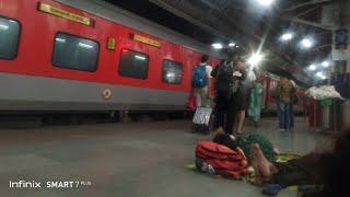 जम्मू से ट्रेन में बैठकर जा रहे हैं बिहार 🚉🚉 प्लीज सपोर्ट कीजिए 🙏🙏