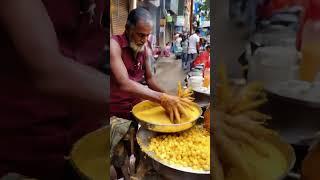 🇮🇳 MANDIBLE MASALA! | Mumbai's Most UNIQUE Spice Grinder |