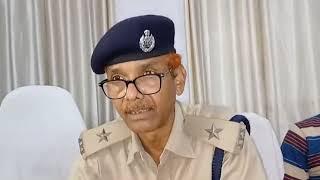 जामताड़ा साइबर पुलिस ने आधा दर्जन साइबर अपराधियों को गिरफ्तार कर जेल भेजा नगदी फर्जी सीमा बरामद