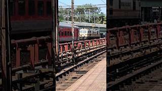 shivamogga town Janshatabdi Express Shunting by P7🦁