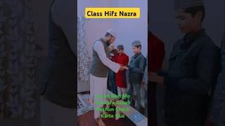 Bachcho Ke Nakhun Check Karte Hue,Student Madrasa izhaarul Uloom Baghpat