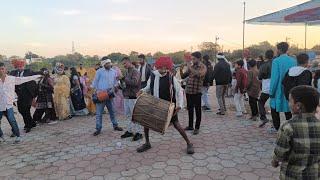 आदिवासी भील समुदाय मांदल की थाप पर थिरकते हुए झाबुआ 🏹🏹...