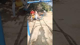 Ranchi पब्लिक children's पार्क me masti kr rahe hai