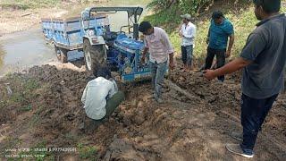 बदनावर/कानवन ग्राम बीड़ में रावला घाट गांगी नदी पर आम रास्ता कीचड़ से भरा हुआ,