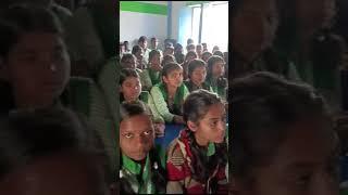 रंका के स्कूल में DLSA Garhwa के PLV लोग शिक्षा का अधिकार के बरे मे जागरूक किए।