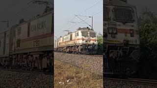 15227 SMVT Bengaluru Muzaffarpur SF Express Going Towards Kharagpur