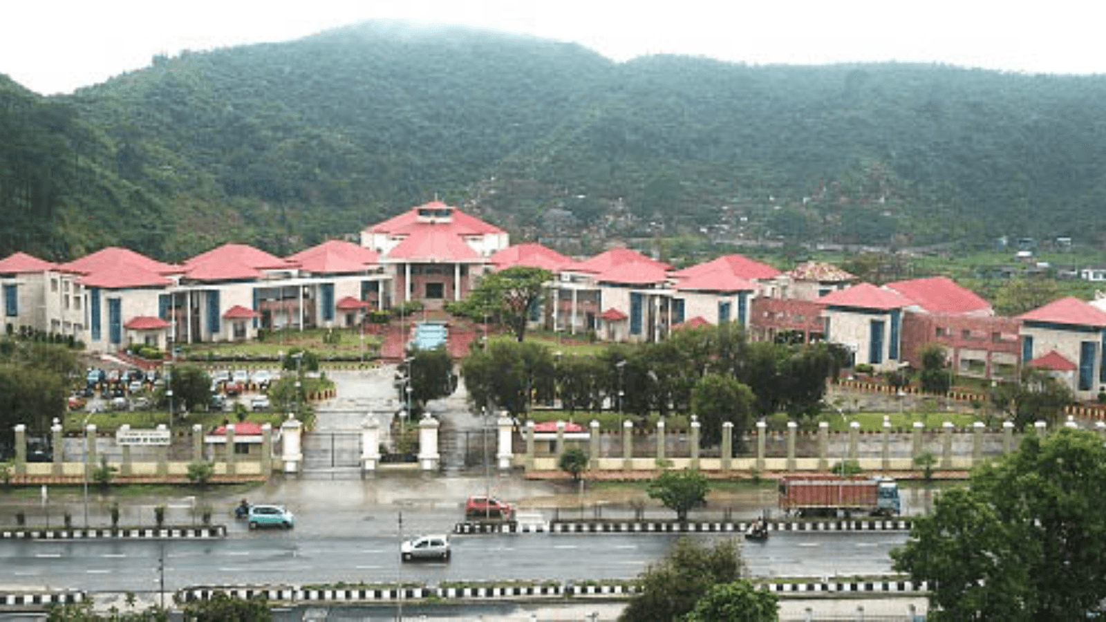 098f09f9-0457-47f3-a41d-e64cabe50772