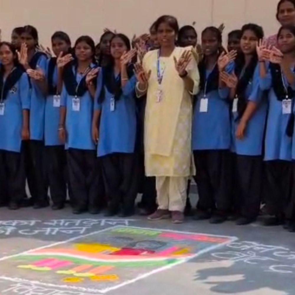 5fa16678-e8db-451b-889c-67ea4f703316