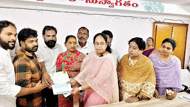 e7d8d043-89c4-4056-88de-29c51a0031ac