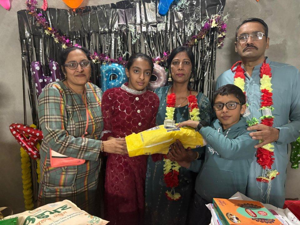 b198f7e0-f128-4aa3-8476-2fc33bd6514f