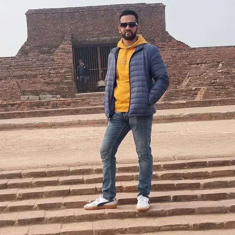 Self clicked dump from Nalanda 🇮🇳