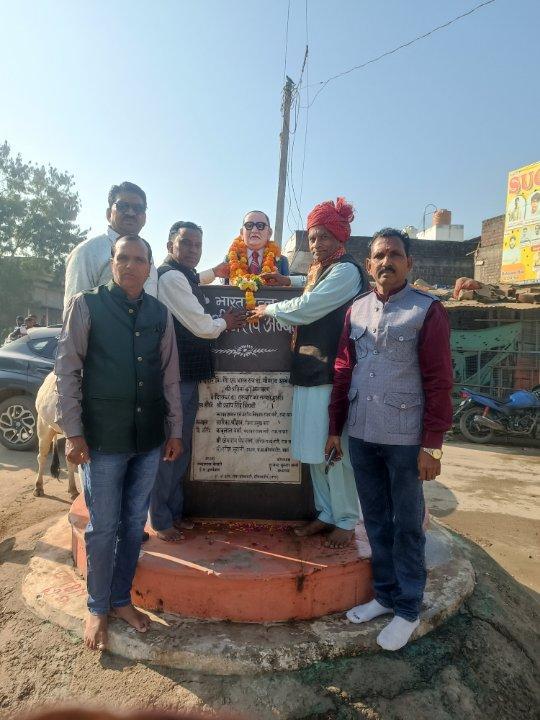 576db153-cafa-4b17-bab1-f2d1f86931c8