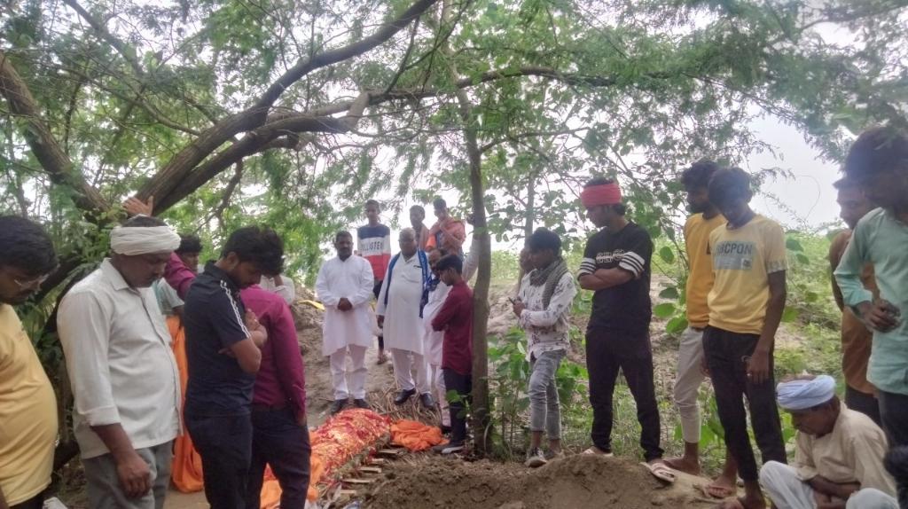 0938f033-19f4-44b5-8c70-ba699f8d02f8