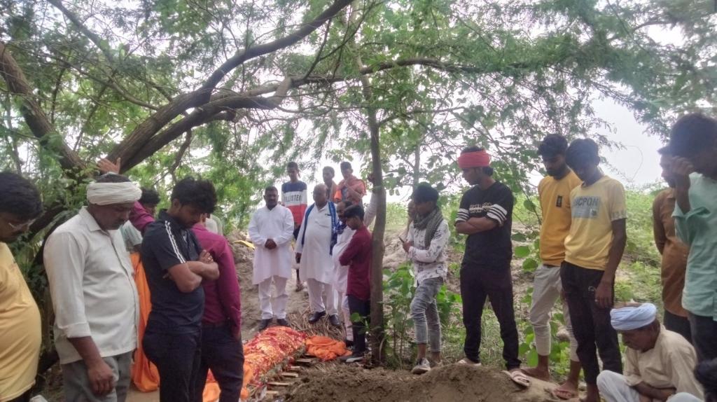 ccf62702-570f-4e33-82bc-a645ce271930