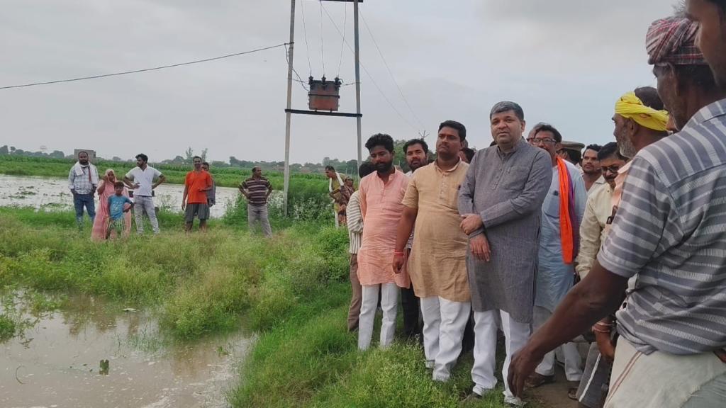 33a34821-b8c9-4be5-ace7-a3075fc82272