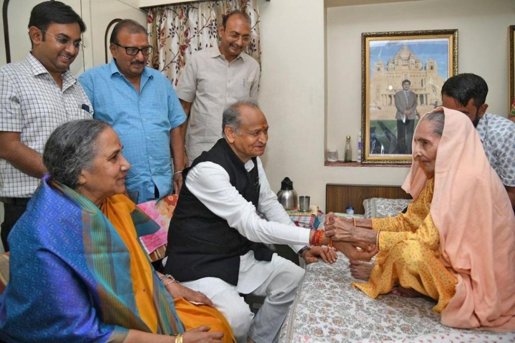 6864a87f-7bbd-49f8-85fc-5b8d18bc3f75