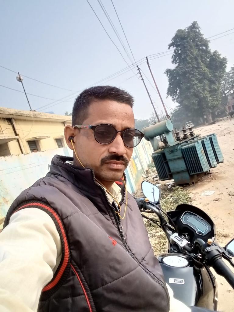 b63a9830-b2f0-404f-ba9b-725de3eade30