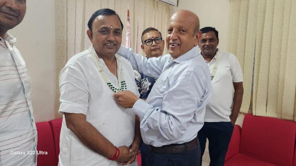 21723396-37bf-4f6d-b2a8-19a4b2ddcb93