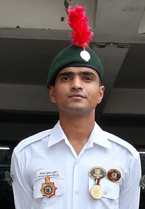 d2b57ab3-6009-444c-9ff8-884fe96cb6ad