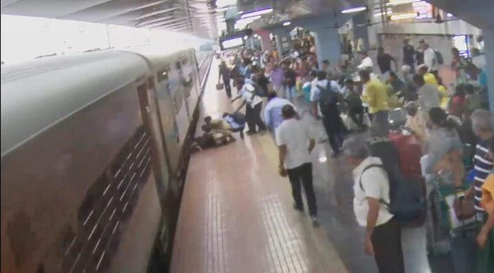 7c247728-66f2-48fc-8558-e6381a9f0768