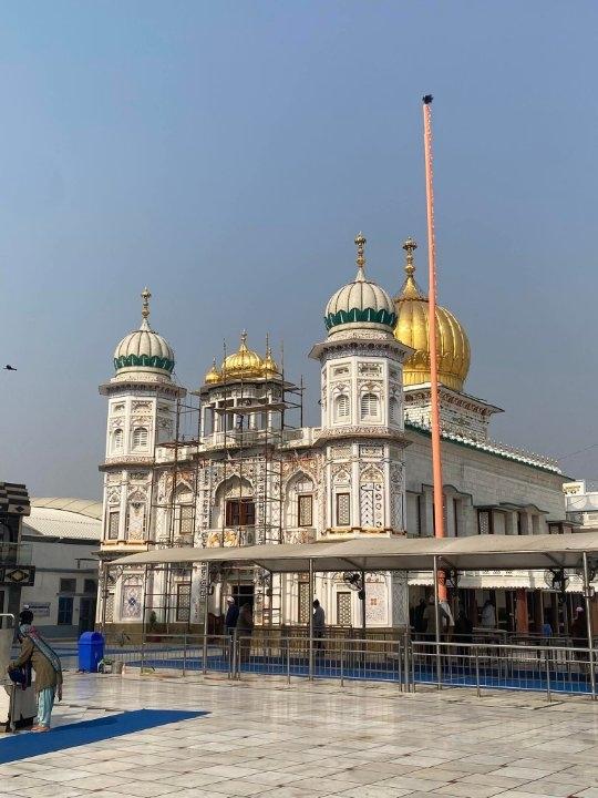 b1a27cb1-3a32-495a-ae44-81af00378412