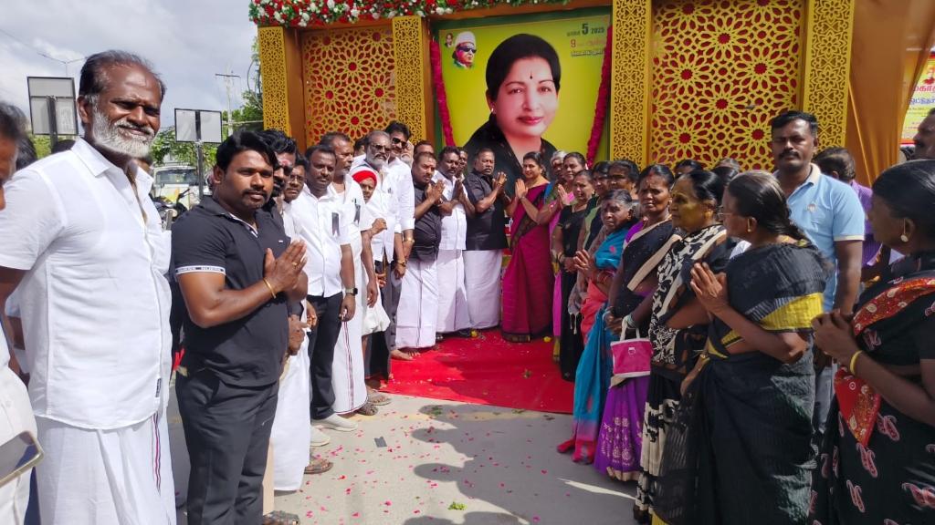 18cd9827-4ed8-46d9-95c5-f402c13944bf