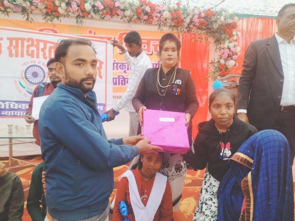 8e724c7d-2a5b-4be4-8ce4-d8e9f351e119