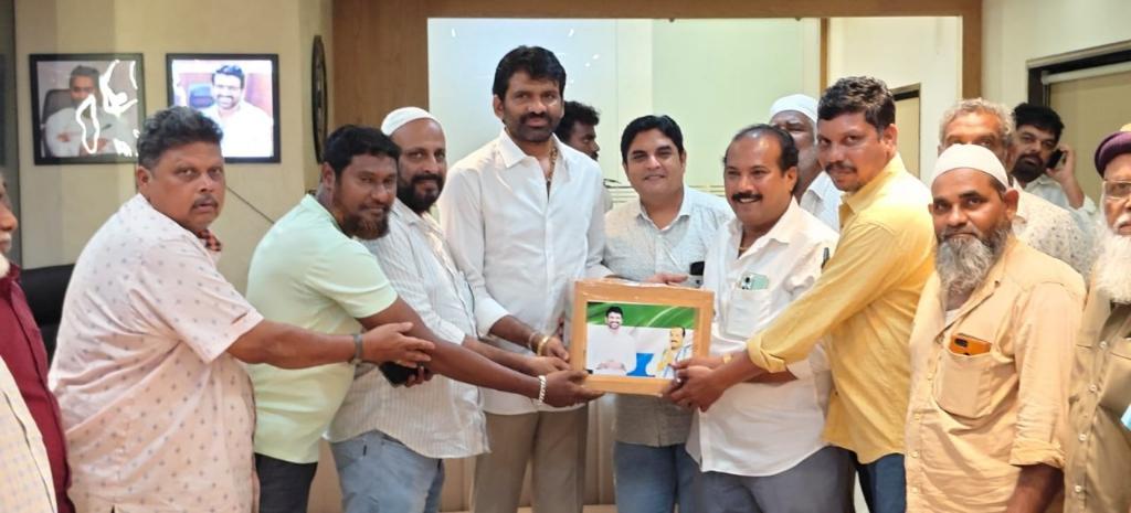 d1304afd-9bdf-420e-8b63-5b8da913795c