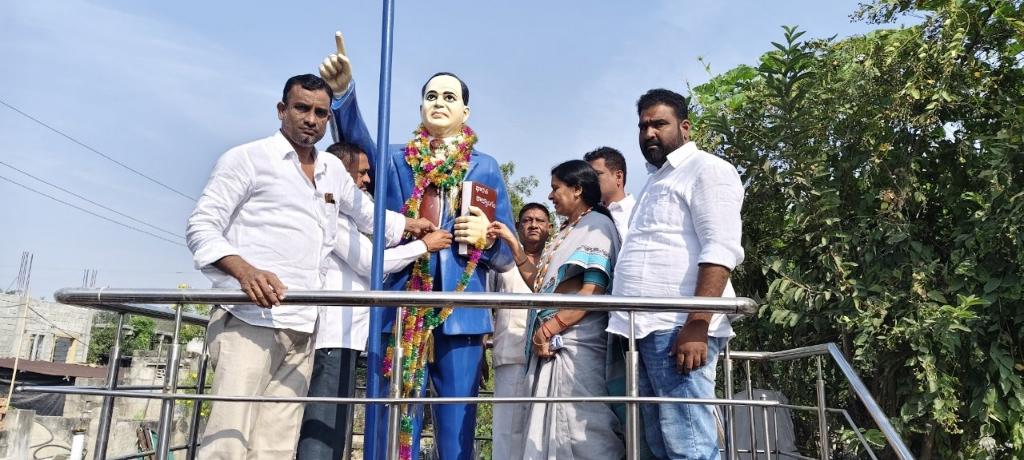 fb57dfed-c7f3-4121-aecb-37f1d9057b74